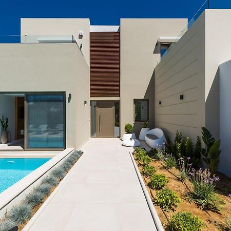 Vasilios Villa, With Pool, Gym & Close To Beach, By Thinkvilla Loutra Zewnętrze zdjęcie