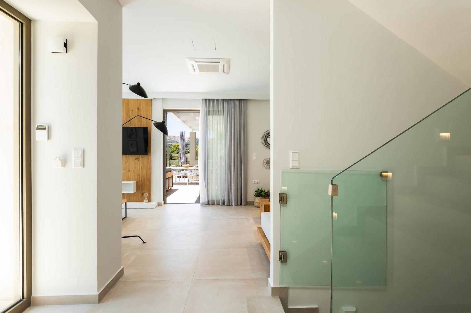 Vasilios Villa, With Pool, Gym & Close To Beach, By Thinkvilla Loutra Zewnętrze zdjęcie