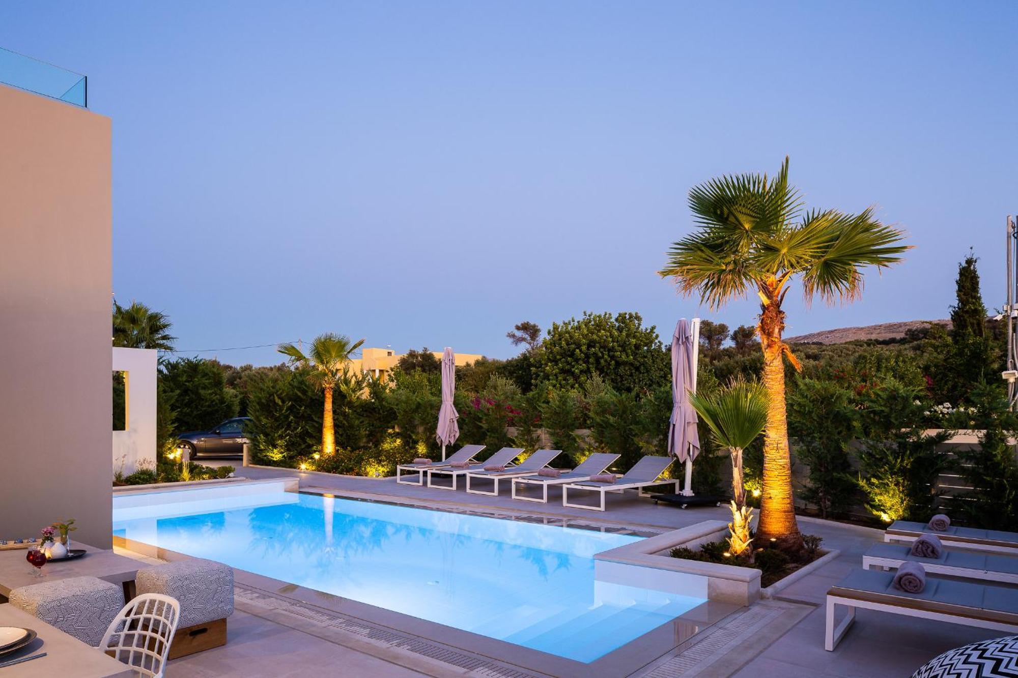 Vasilios Villa, With Pool, Gym & Close To Beach, By Thinkvilla Loutra Zewnętrze zdjęcie